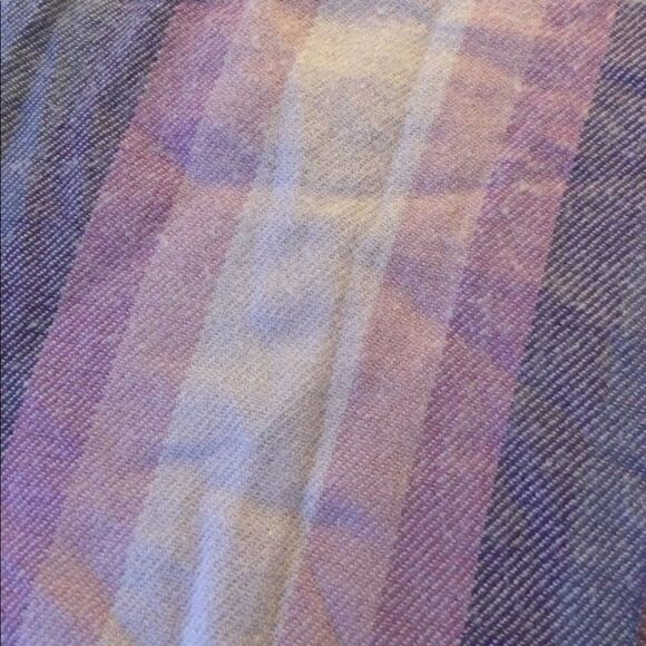 Scarf, shawl, soft purple stripes, fringe - Picture 3 of 3